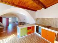 T4+T3+T2 dans maison de village avec stationnement — photo 3