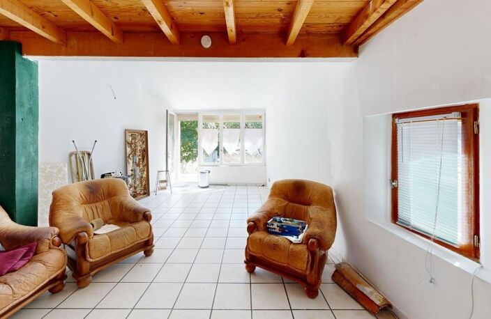 T4+T3+T2 dans maison de village avec stationnement — photo 5