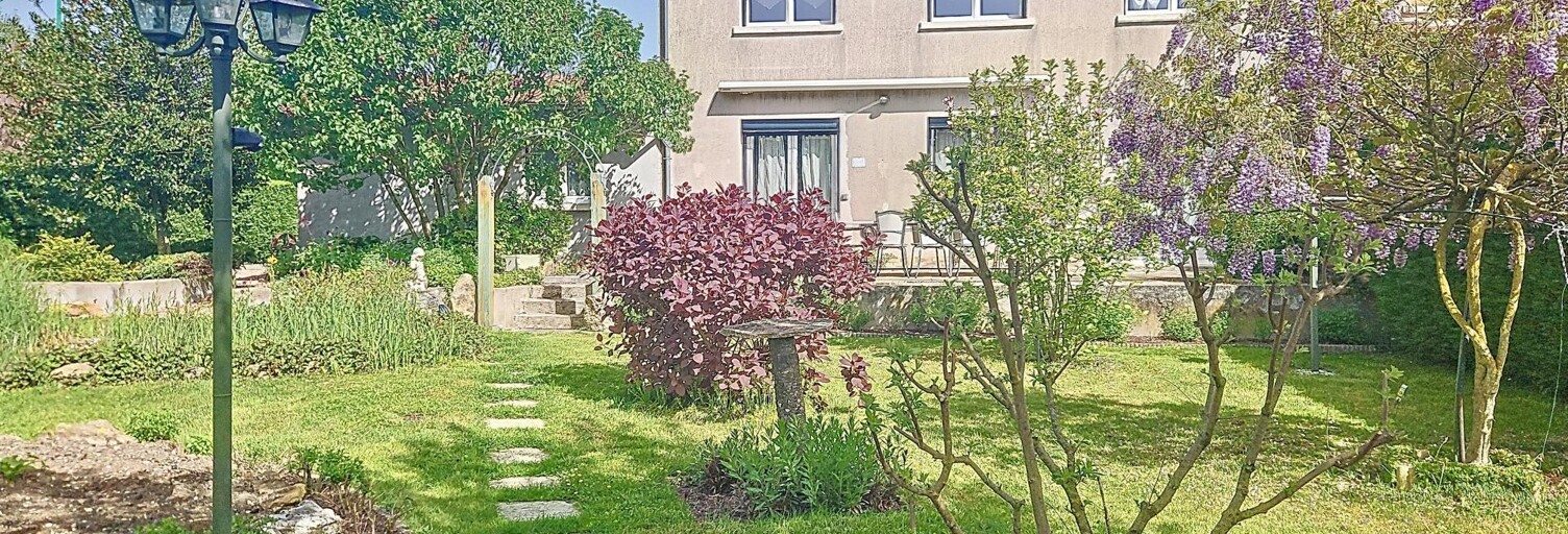 Maison 7 Pièces 136 m² à vendre à Saint-André-de-Corcy (01390)