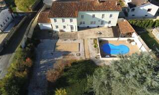 Maison 9 Pièces 302 m² à vendre à Aigre (16140)