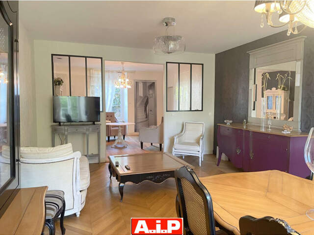 Belle maison bourgeoise - 5 chambres — photo du bien