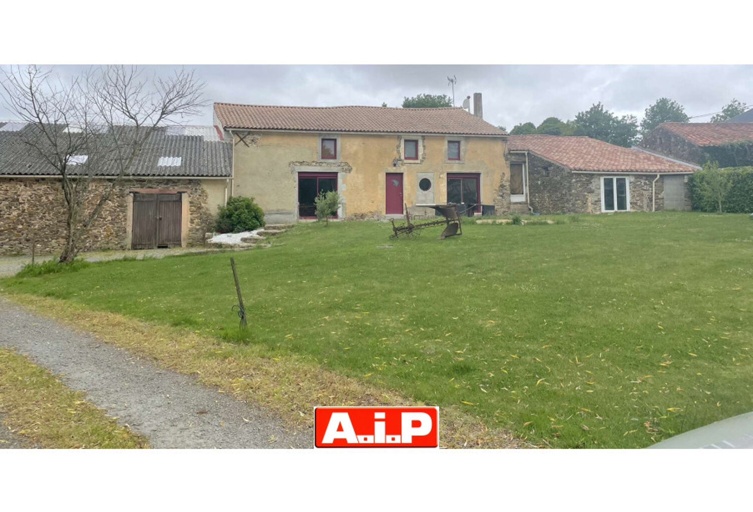 Vente maison 5 pièces 240 m² Terval (85120) — photo 1