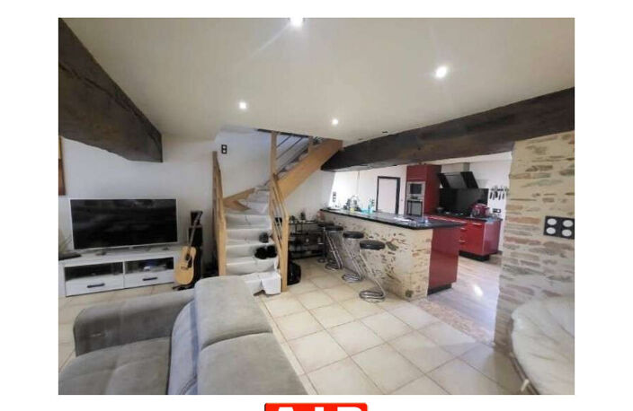 Vente maison 5 pièces 240 m² Terval (85120) — photo 2