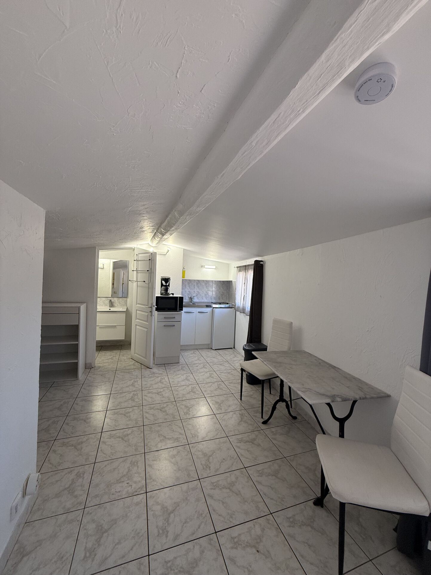 Appartement  T1 à louer Aubagne 13400