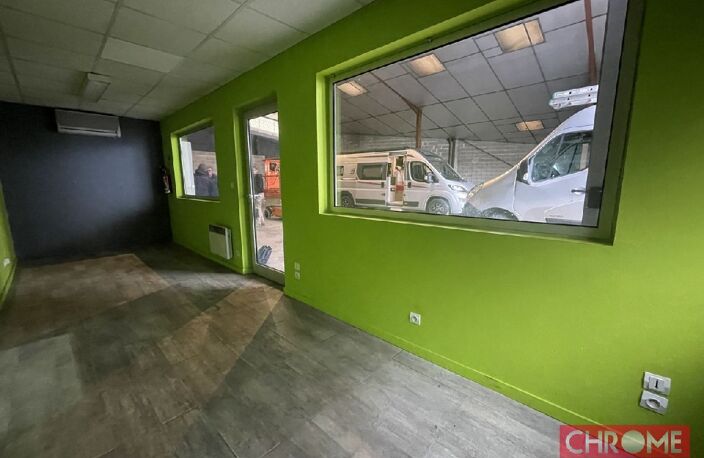 LOCAL COMMERCIAL 320 M2 MARMANDE — photo 4