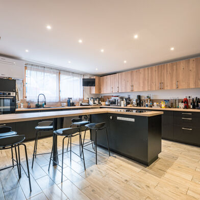 Maison 7 pièces 498000 €