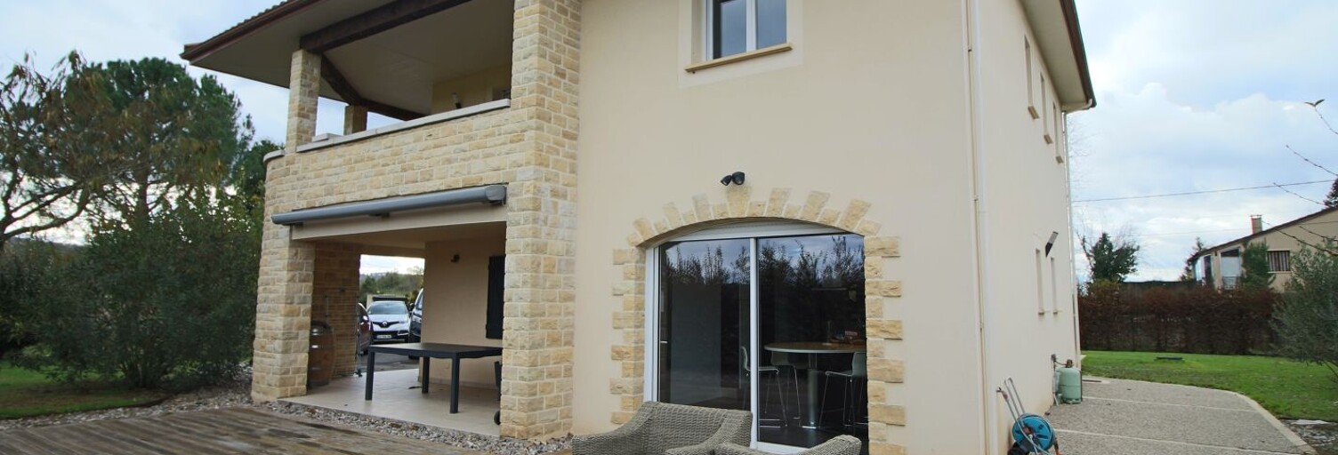 Maison 7 Pièces 230 m² à vendre à Puy-l'Évêque (46700)