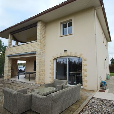 Maison 7 pièces 350000 €