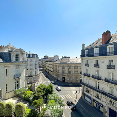 Appartement 4 pièces 460680 €