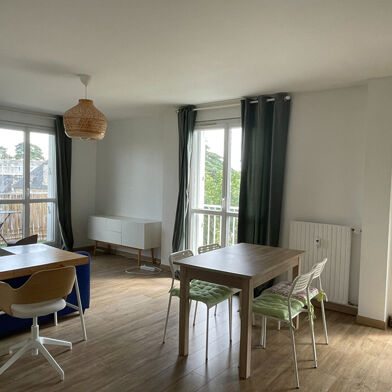 Appartement 2 pièces 914 €