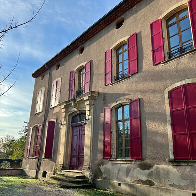 Appartement 2 pièces 876 €