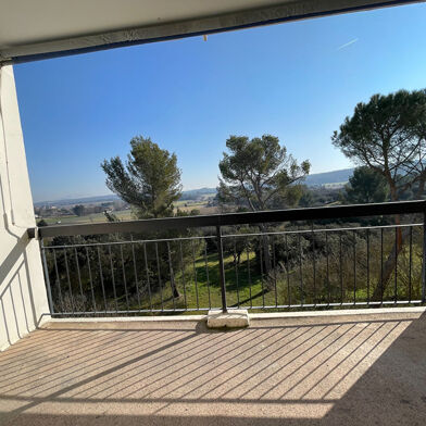 Appartement 1 pièces 572 €