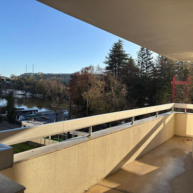 Appartement 3 pièces 1130 €