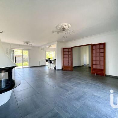 Appartement 4 pièces 355000 €