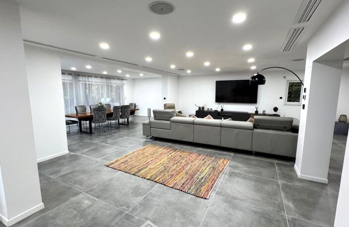 Maison - 200m² - Soisy-sur-Seine — photo 4