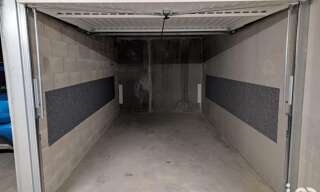 Garage  13 m² à louer à Genas (69740)