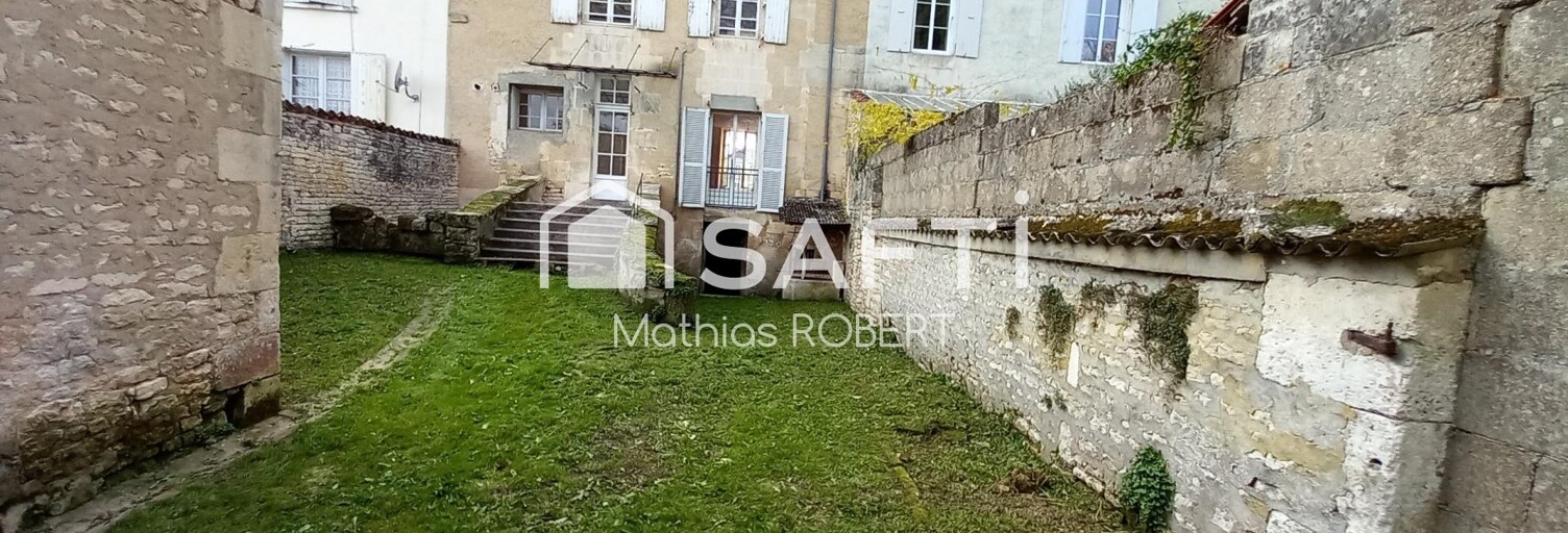 Maison 5 Pièces 97 m² à vendre à Rouillac (16170)