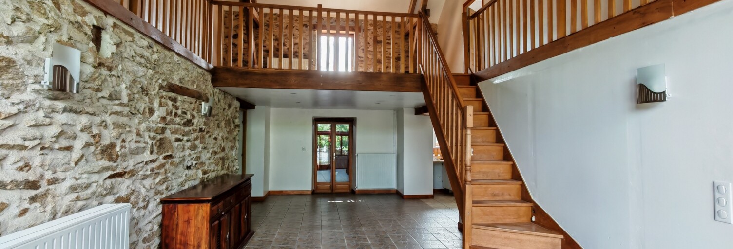 Maison 8 Pièces 287 m² à vendre à Saint-Saturnin (18370)