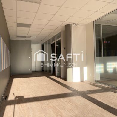 Commerce 4 pièces 1125 €