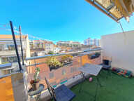 Hyères centre Type 4 avec terrasse — photo 3