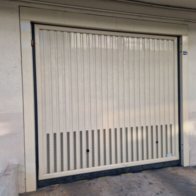 Garage  28000 €