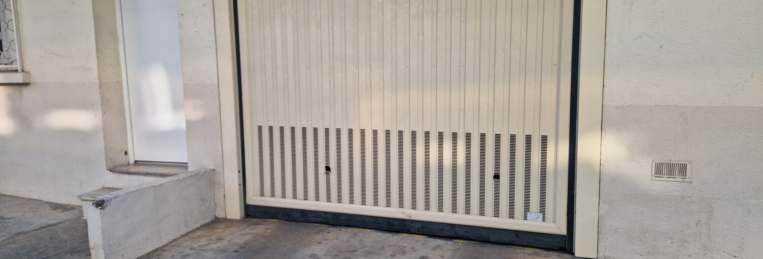 Garage  11 m² à vendre à Toulon (83200)