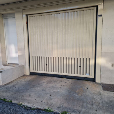 Garage  28000 €