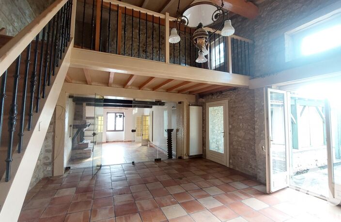Vente Maison de campagne 8 pièces — photo 3