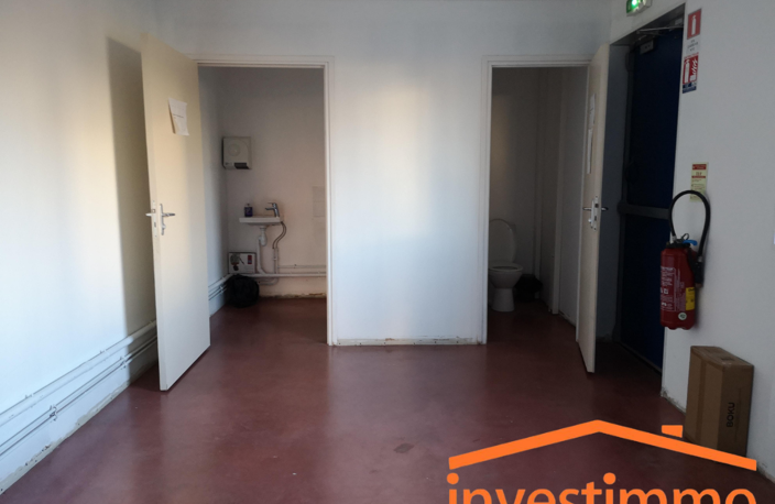 Entrepôt 530 m2 avec bureau zone inquétrie St martin Boulogn — photo 3