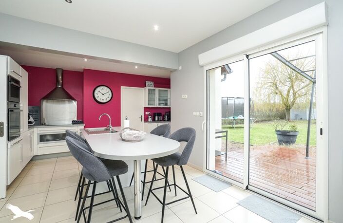Vente maison 6 pièces 198 m² Saint-Roch (37390) — photo 5
