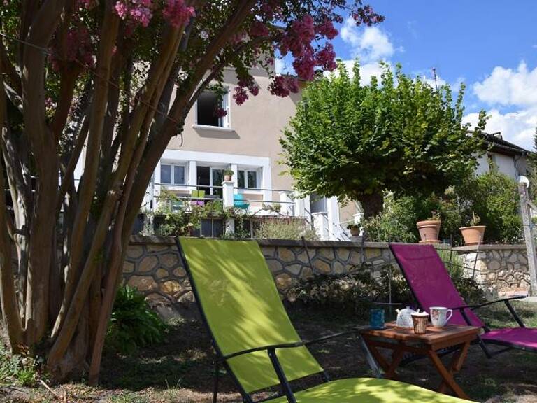 Maison de bourg de 7 pièces principales — photo 1