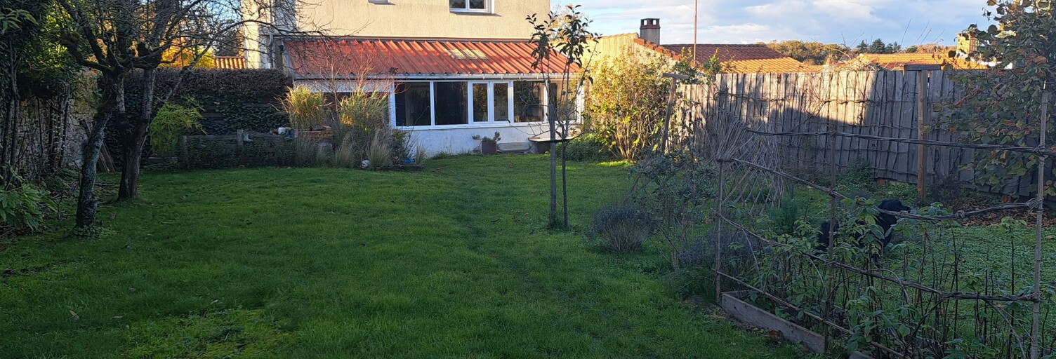 Maison 5 Pièces 109 m² à vendre à La Chaize-le-Vicomte (85310)