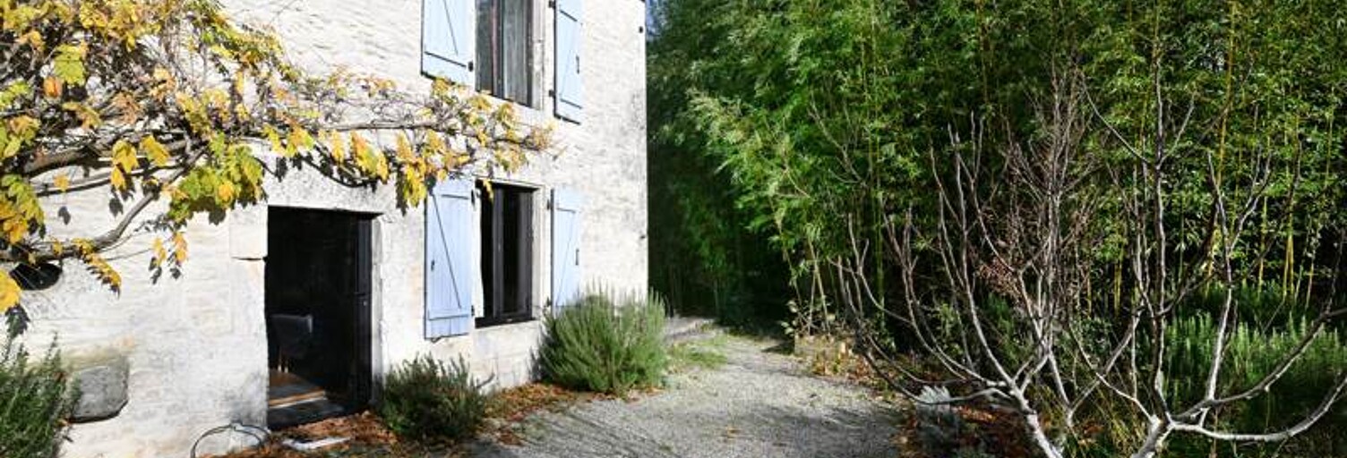 Maison 9 Pièces 295 m² à vendre à Rouillac (16170)