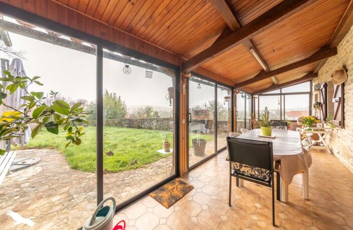 Maison en pierre de 5 pièces principales — photo 3