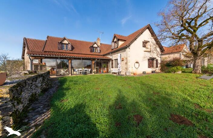 Maison en pierre de 5 pièces principales — photo 4