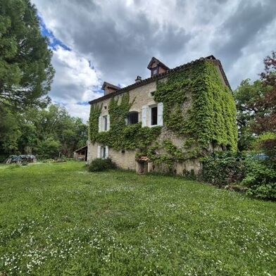 Maison 11 pièces 585267 €