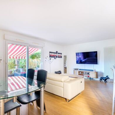 Appartement 3 pièces 276120 €