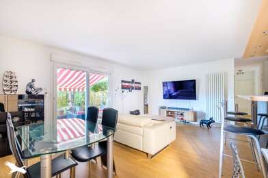 Appartement 3 pièces 254880 €