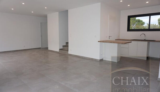 Villa / Maison 4 pièces  à louer Aubagne 13400