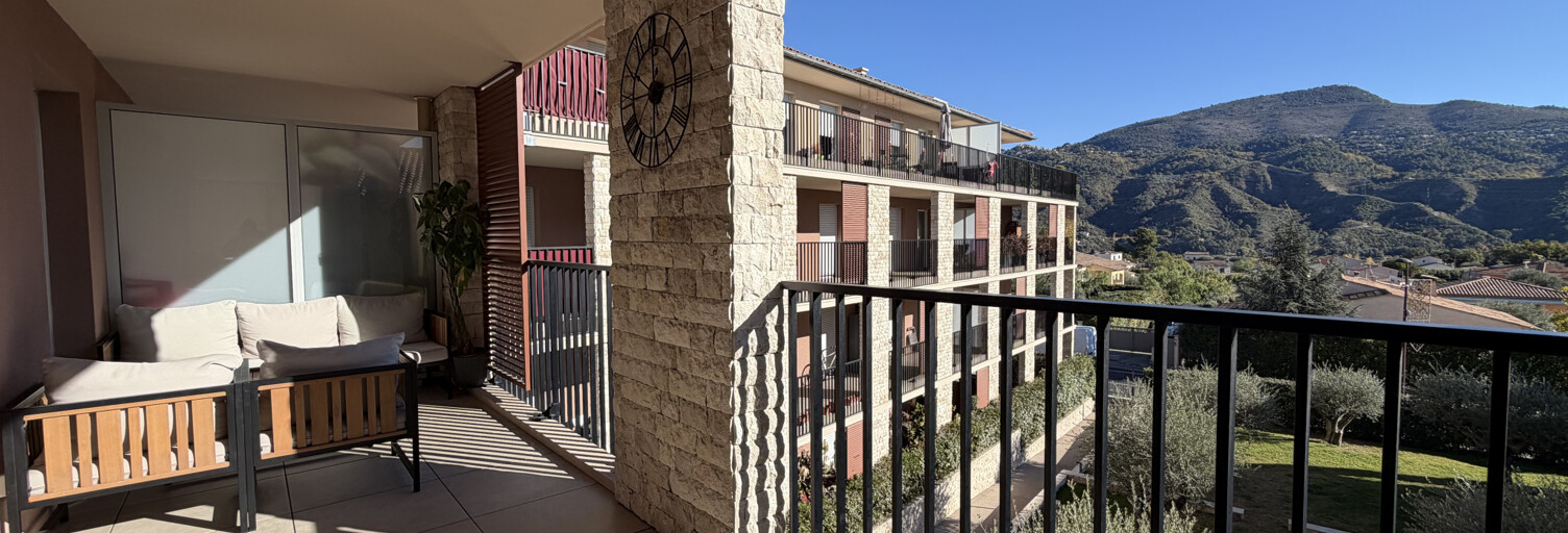 Appartement 2 Pièces 42 m² à vendre à Carros (06510)