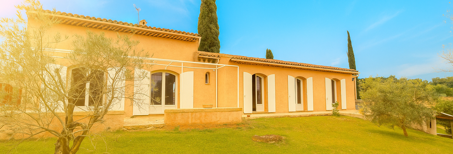 Maison 5 Pièces 154 m² à louer à Aix-en-Provence (13090)