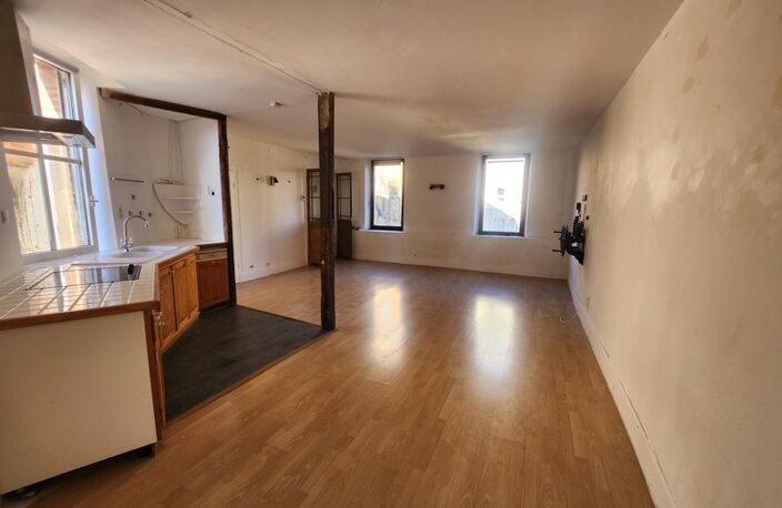 Maison de bourg de 4 pièces principales — photo 2