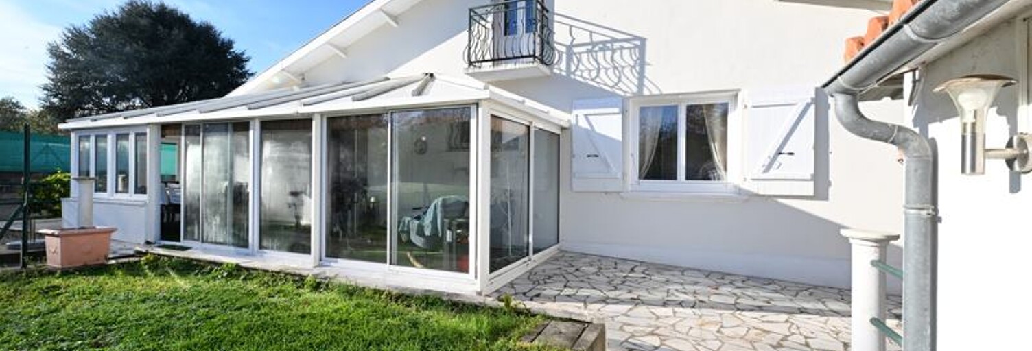 Maison 5 Pièces 95 m² à vendre à Saint-Michel (16470)