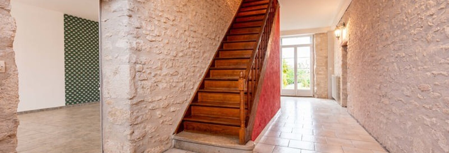 Maison 6 Pièces 210 m² à vendre à Mehun-sur-Yèvre (18500)