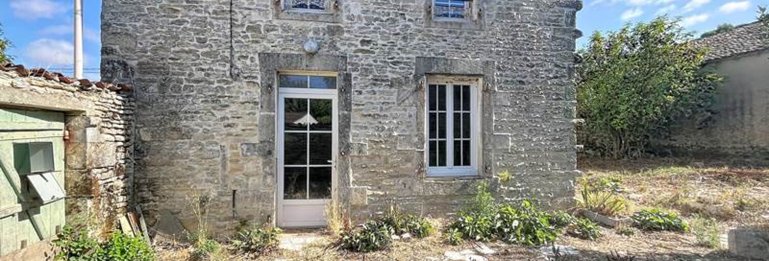 Maison 1 Pièce 69 m² à vendre à Aumagne (17770)