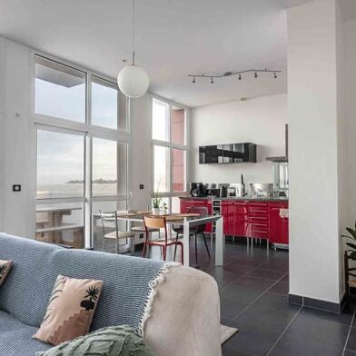 Appartement 4 pièces 307110 €