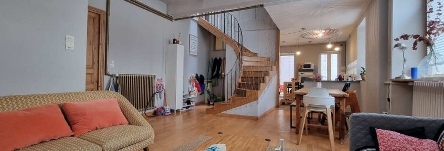 Maison 8 Pièces 236 m² à vendre à Crest (26400)