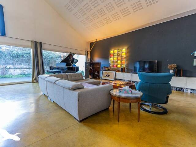 Appartement de 8 pièces principales — photo du bien