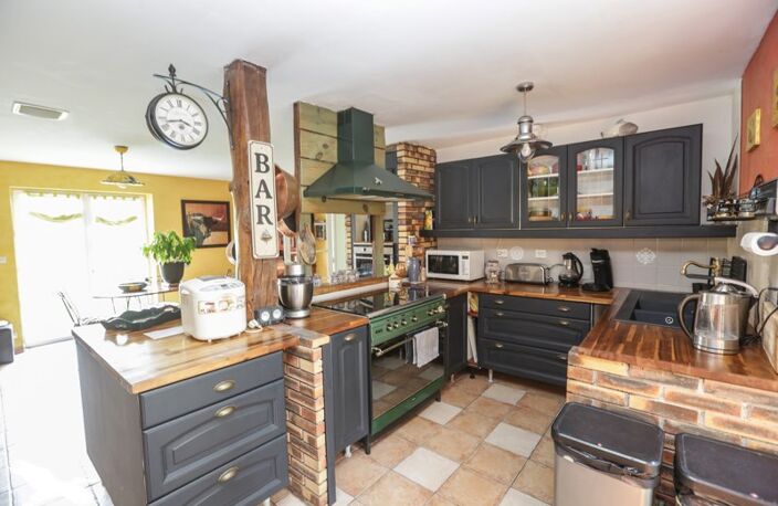 Maison en pierre de 8 pièces principales — photo 4