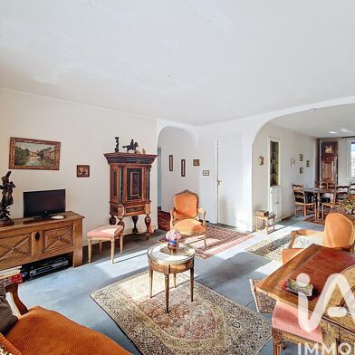 Appartement 5 pièces 275000 €
